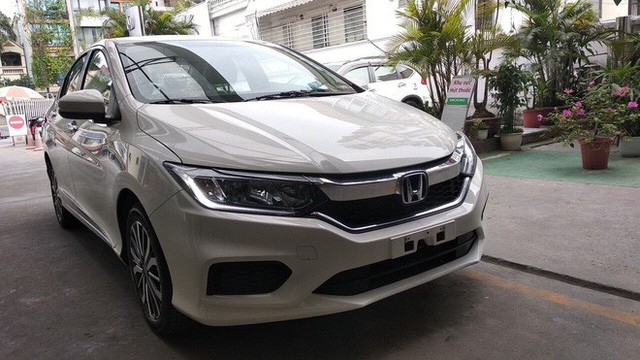 Honda City bản giá rẻ về đại lý, tăng sức nóng trong cuộc đua với Toyota Vios và Hyundai Accent