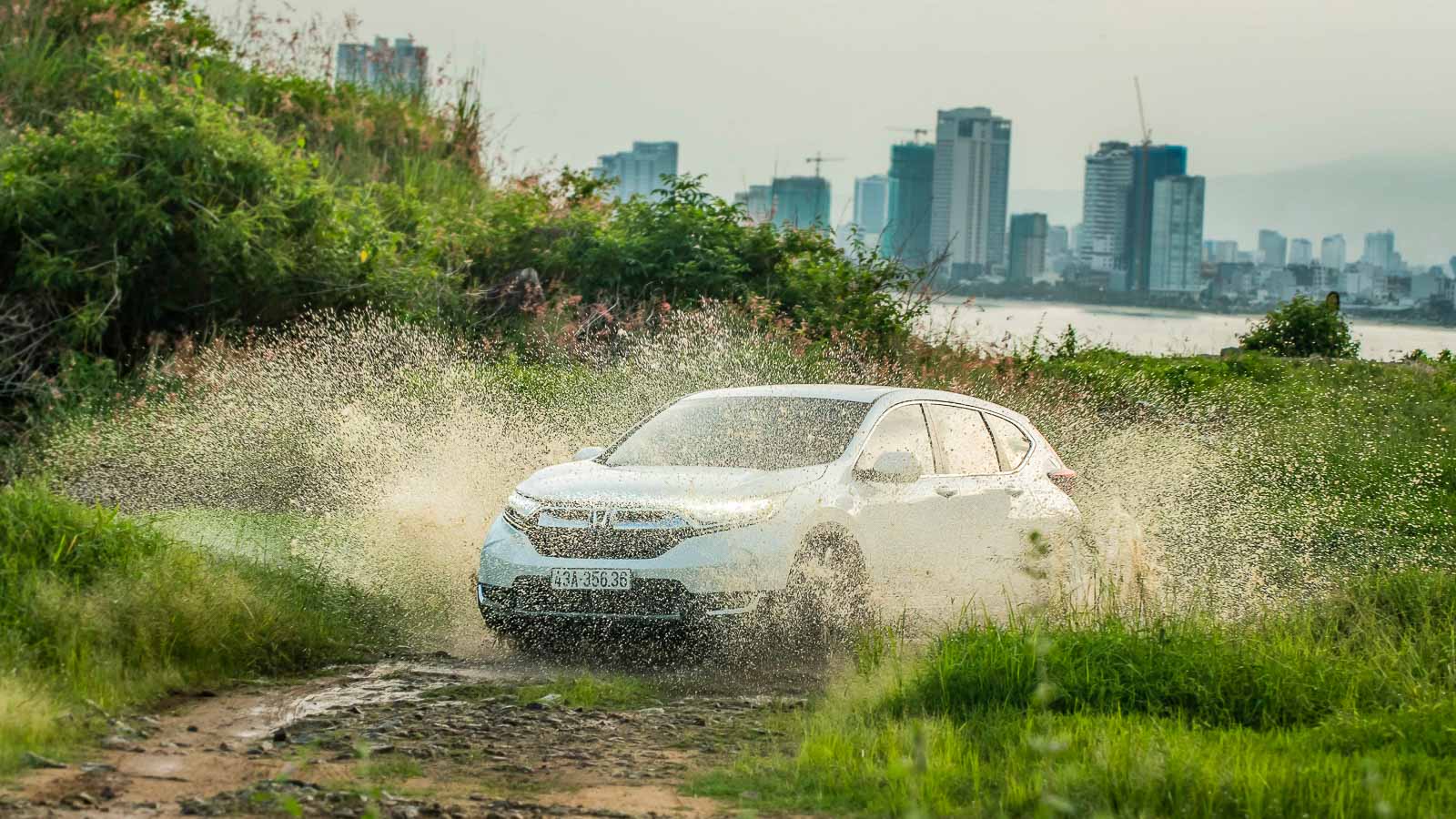 Chênh giá tới 110 triệu, các phiên bản Honda CR-V khác nhau những gì?